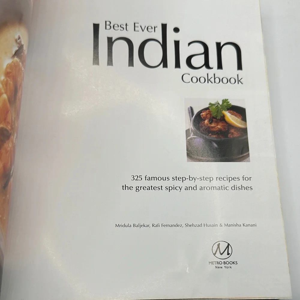 Best Ever Indian Cookbook with 325 Step by Step Recipes Pre-Own Metro Books NY